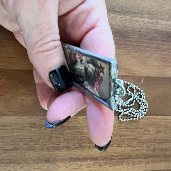 Handmade Lovely Lady Double Sided Pendant Necklace - Picture 5 of 7